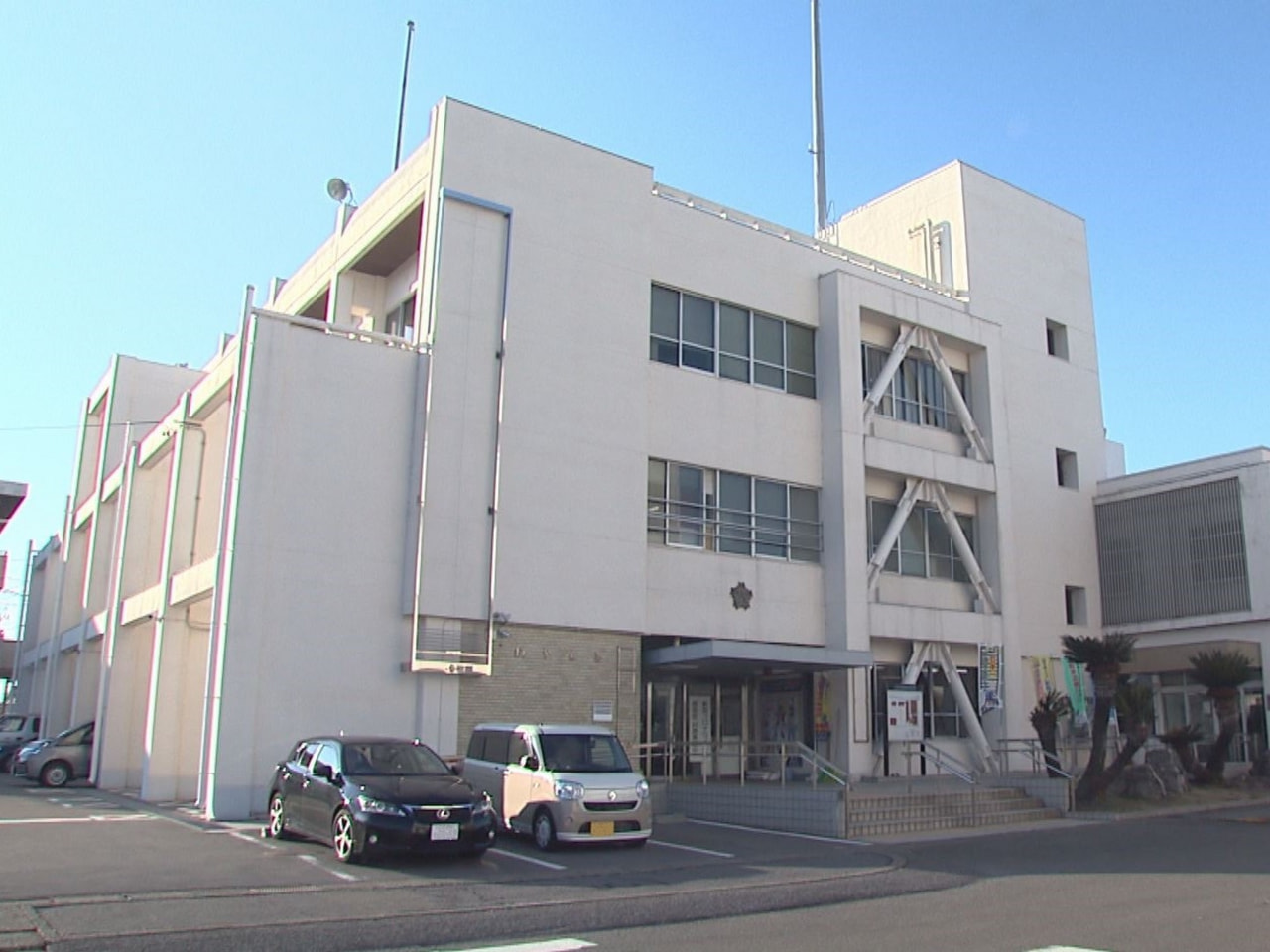 覚せい剤を使用したとして、大垣市の４７歳の男が１２日、逮捕されました。 覚せい剤...