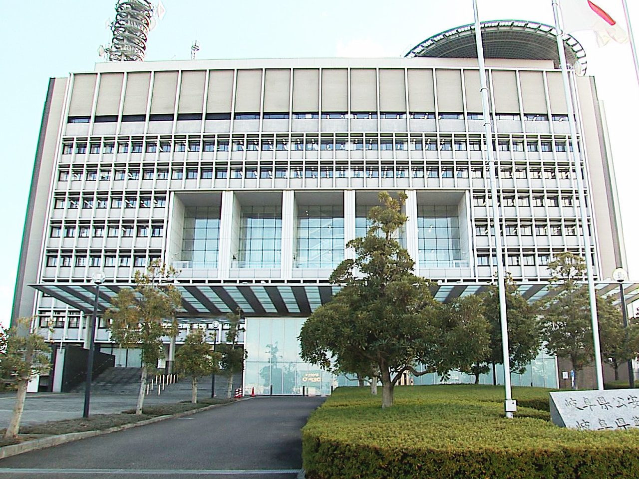 岐阜県で交通死亡事故が多発していることを受けて、県警は交差点での監視を強化するな...