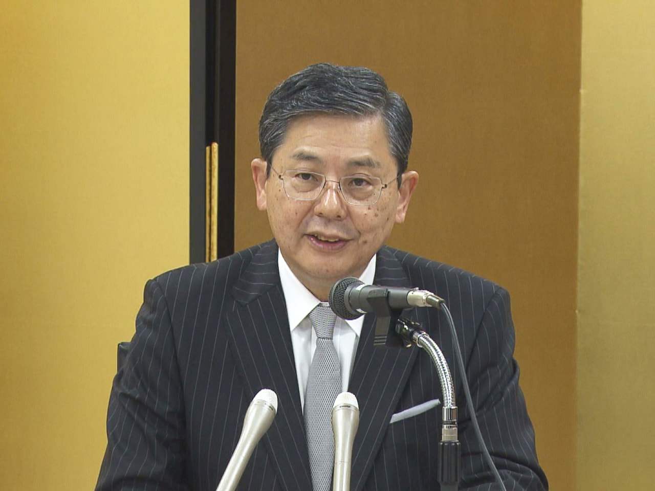 岐阜商工会議所の村瀬幸雄会頭は８日、岐阜市で年頭の記者会見を開き、適正な価格転嫁...