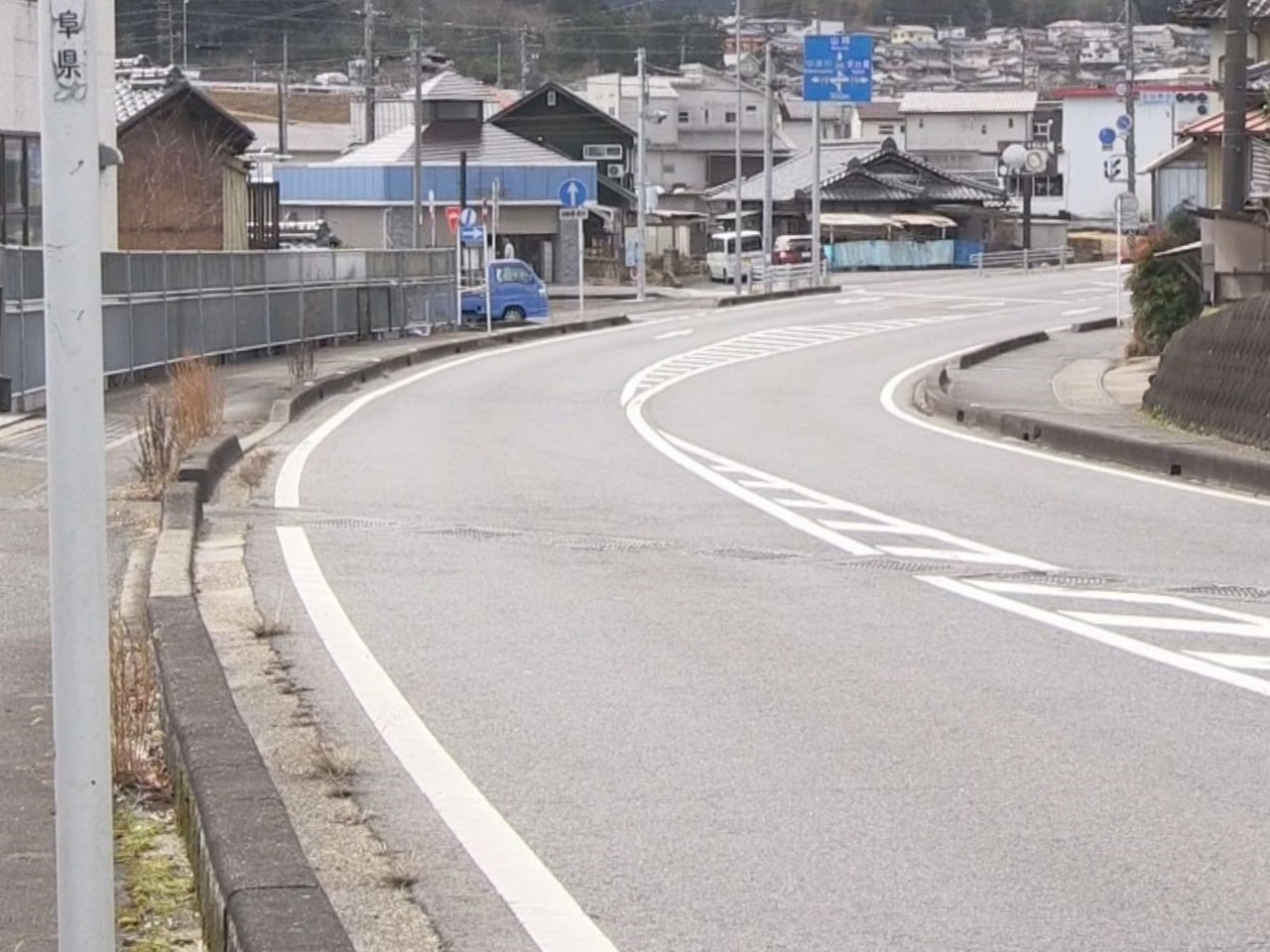 恵那市の県道で６日未明に起きた死亡ひき逃げ事件で、警察は 市内に住む４６歳の男を...