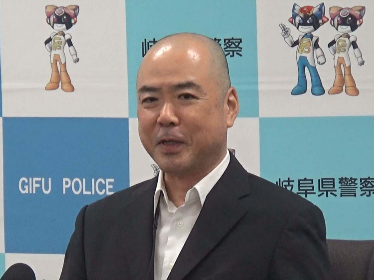 県警本部長に２６日付けで着任した三田豪士氏が県警本部で会見し、抱負を語りました。...